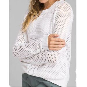 prAna Kokimo White Sweater, size S